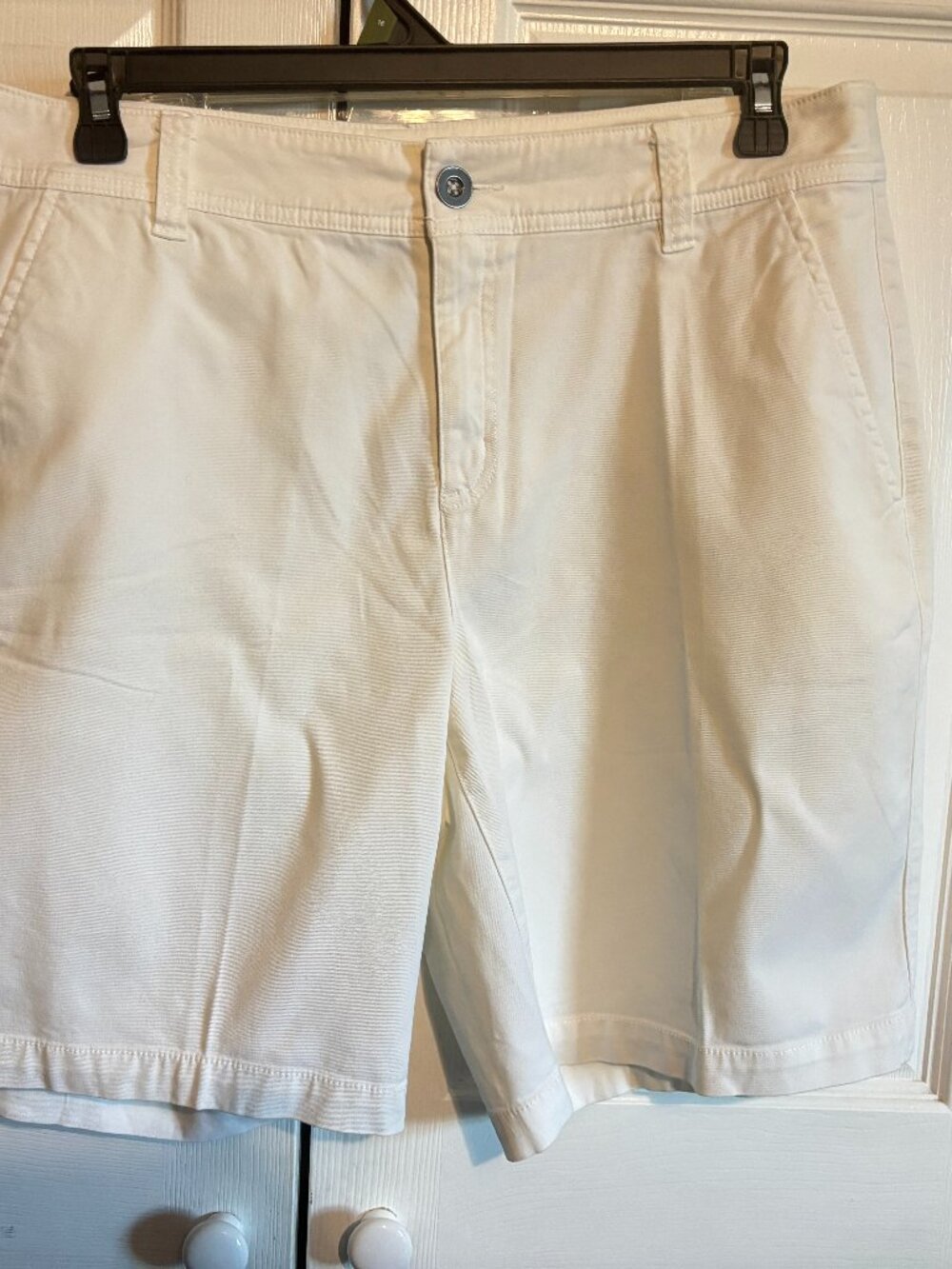 Lane Bryant Womens Shorts Size 18 White Chino